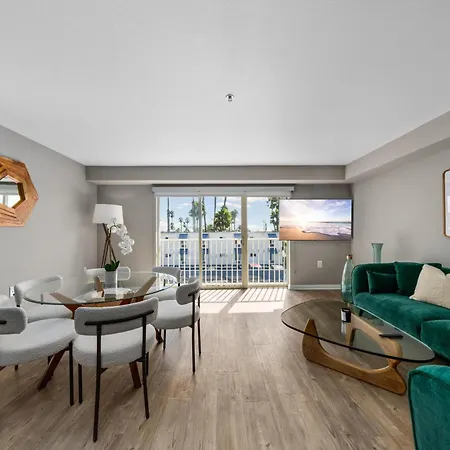 Ocean Views - Rooftop Pool 2Br Santa Monica